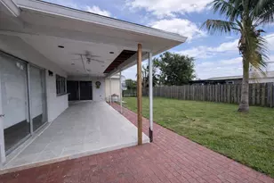 8900 NW 26th St, Sunrise, FL 33322 - Photo 16