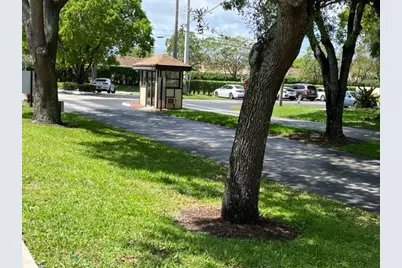 1921 SW 15th Street #Unit 29, Deerfield Beach, FL 33442 - Photo 2