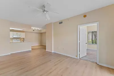 2807 Veronia Drive #114, Palm Beach Gardens, FL 33410 - Photo 14