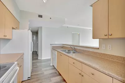 616 Clearwater Park Road #1013, West Palm Beach, FL 33401 - Photo 6
