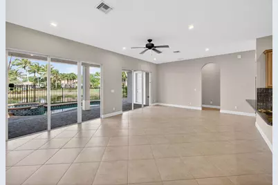 12054 Aviles Circle, Palm Beach Gardens, FL 33418 - Photo 6