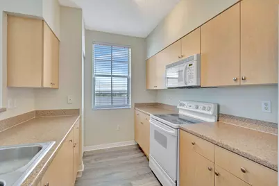616 Clearwater Park Road #1013, West Palm Beach, FL 33401 - Photo 6