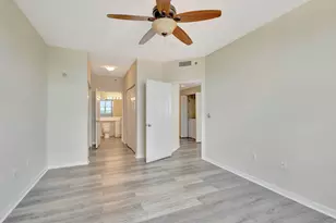 616 Clearwater Park Rd, West Palm Beach, FL 33401 - Photo 12