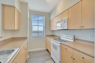 616 Clearwater Park Rd, West Palm Beach, FL 33401 - Photo 6