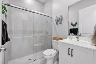 8775 E Baypoint Cir, Parkland, FL 33076 - Photo 38