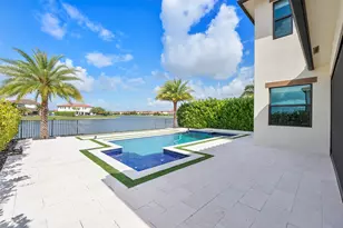 8775 E Baypoint Cir, Parkland, FL 33076 - Photo 32