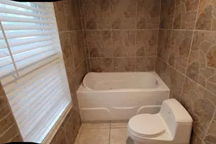 5221 NE 19th Ave, Fort Lauderdale, FL 33308 - Photo 14