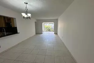 10237 NW 9th St Circle, Miami, FL 33172 - Photo 1