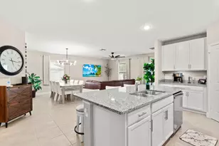 4681 SW Babylon St, Port Saint Lucie, FL 34953 - Photo 12