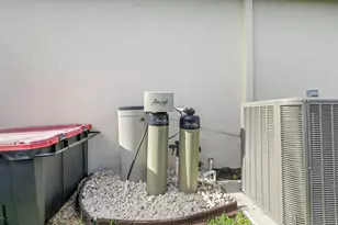 4681 SW Babylon St, Port Saint Lucie, FL 34953 - Photo 28