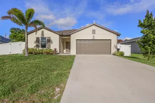 4681 SW Babylon St, Port Saint Lucie, FL 34953 - Photo 2