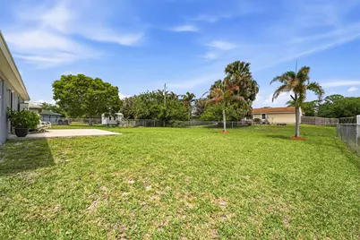 461 SW Exmore Avenue, Port Saint Lucie, FL 34983 - Photo 18