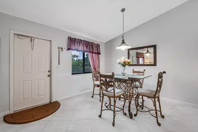 815 Andrew Redding Road #202, Lantana, FL 33462 - Photo 4