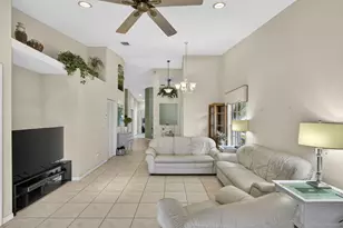 8437 Logia Cir, Boynton Beach, FL 33472 - Photo 6