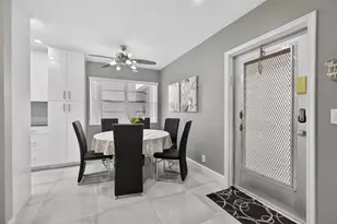 160 Easthampton G, West Palm Beach, FL 33417 - Photo 6