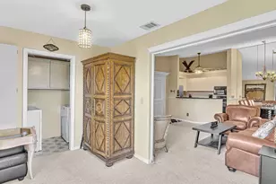 1109 Duncan Cir, Palm Beach Gardens, FL 33418 - Photo 10