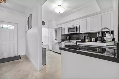 7928 Sanibel Drive, Tamarac, FL 33321 - Photo 4