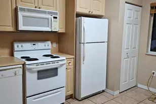 7900 NW 6th St, Pembroke Pines, FL 33024 - Photo 18