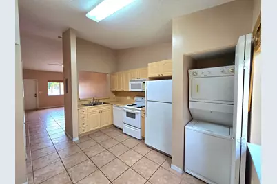 7900 NW 6th Street #205, Pembroke Pines, FL 33024 - Photo 4