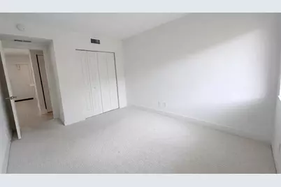 2660 NE 8th Avenue #216, Wilton Manors, FL 33334 - Photo 12