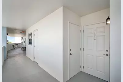3051 NE 48th Street #702, Fort Lauderdale, FL 33308 - Photo 4