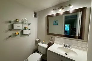 1 Canterbury A, West Palm Beach, FL 33417 - Photo 8