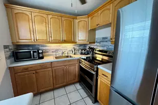 1 Canterbury A, West Palm Beach, FL 33417 - Photo 6