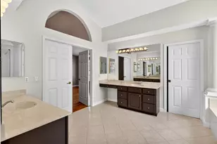 194 Lone Pine Dr, Palm Beach Gardens, FL 33410 - Photo 18