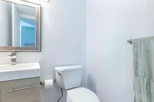 720 Bayshore Dr, Fort Lauderdale, FL 33304 - Photo 10