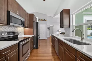 6095 NW E Deville Cir, Port Saint Lucie, FL 34986 - Photo 12