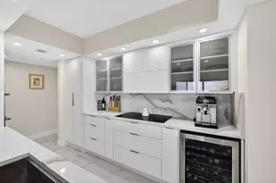 4100 N Ocean Dr, Singer Island, FL 33404 - Photo 10
