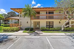 128 Brackenwood Rd, Palm Beach Gardens, FL 33418 - Photo 2