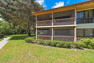128 Brackenwood Rd, Palm Beach Gardens, FL 33418 - Photo 26