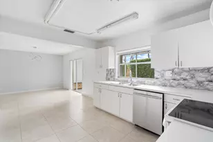 22707 SW 64th Way, Boca Raton, FL 33428 - Photo 8