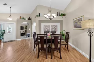 10387 Lexington Cir S, Boynton Beach, FL 33436 - Photo 8