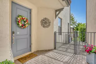 5024 Laurel Oak Dr, Riviera Beach, FL 33410 - Photo 4