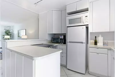 139 Sunrise Avenue #102, Palm Beach, FL 33480 - Photo 10