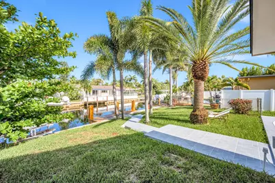 1120 SE 9th Avenue, Pompano Beach, FL 33060 - Photo 12