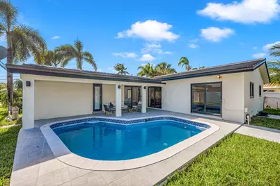 1120 SE 9th Avenue, Pompano Beach, FL 33060 - Photo 6