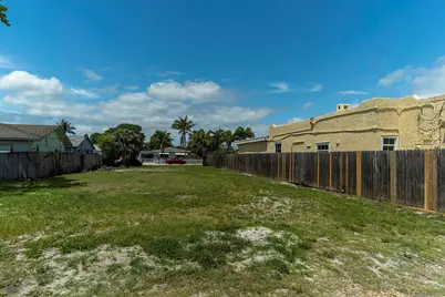 628 N K Street, Lake Worth Beach, FL 33460 - Photo 12