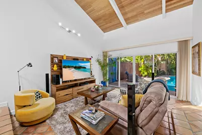 219 NE 17th Avenue, Fort Lauderdale, FL 33301 - Photo 14