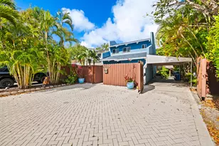 219 NE 17th Ave, Fort Lauderdale, FL 33301 - Photo 2