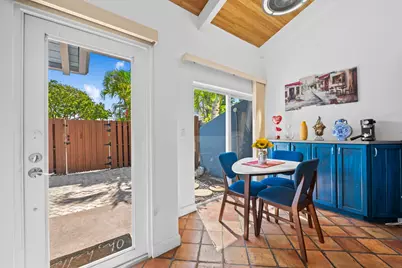 219 NE 17th Avenue, Fort Lauderdale, FL 33301 - Photo 18