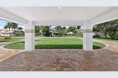 5510 W Castlegate Avenue, Davie, FL 33331 - Photo 8