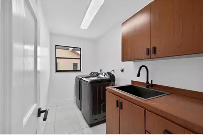 5510 W Castlegate Avenue, Davie, FL 33331 - Photo 38