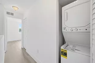 3832 NW 90th Ave, Sunrise, FL 33351 - Photo 16