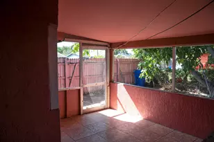 231 NW 20th St, Pompano Beach, FL 33060 - Photo 18