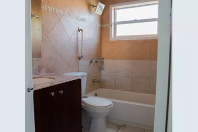 231 NW 20th Street, Pompano Beach, FL 33060 - Photo 14