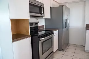 231 NW 20th St, Pompano Beach, FL 33060 - Photo 6