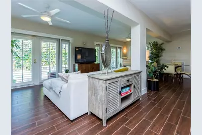 2319 NE 16th Avenue, Wilton Manors, FL 33305 - Photo 16